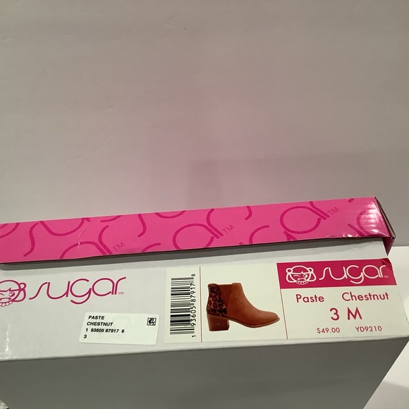 NWT Girl’s Paste Chestnut Color Ankle Boots. Size 3M. - Picture 13 of 13